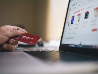 eCommerce 8 Expert Tips to Boost Online Traffic for Your E-Commerce Store